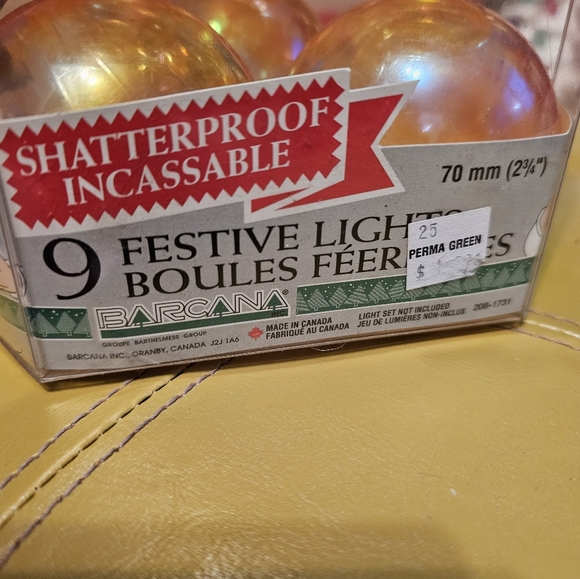 Vintage Christmas String Light Covers 2 of 7 In Total - Picture 3 of 5